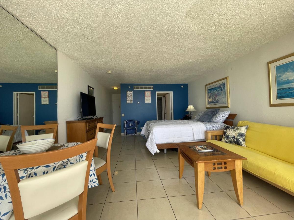 Tropical Studio At The Beach In Isla Verde San Juan Exterior foto